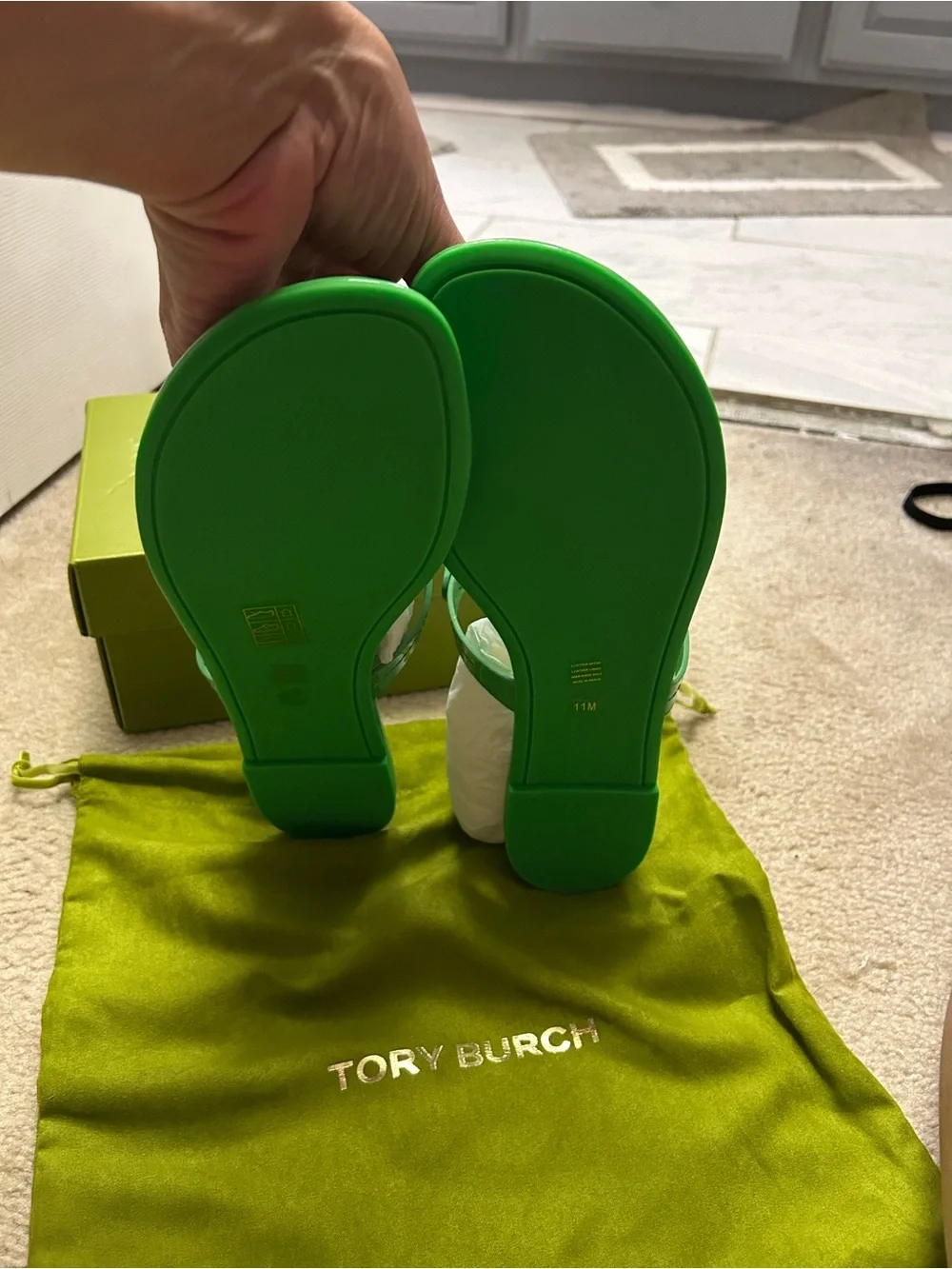 NWT TORY BURCH MILLER patent leather sandals in GORGEOUS green.
